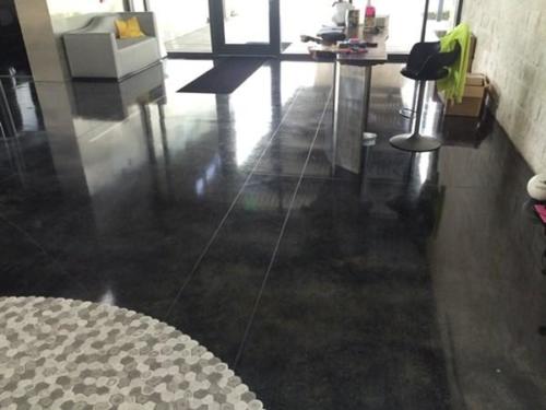 WB8